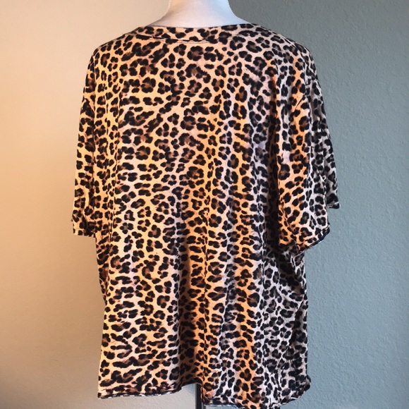 Leopard Print (Animal Print) T-Shirt, 4X - Picture 4 of 7